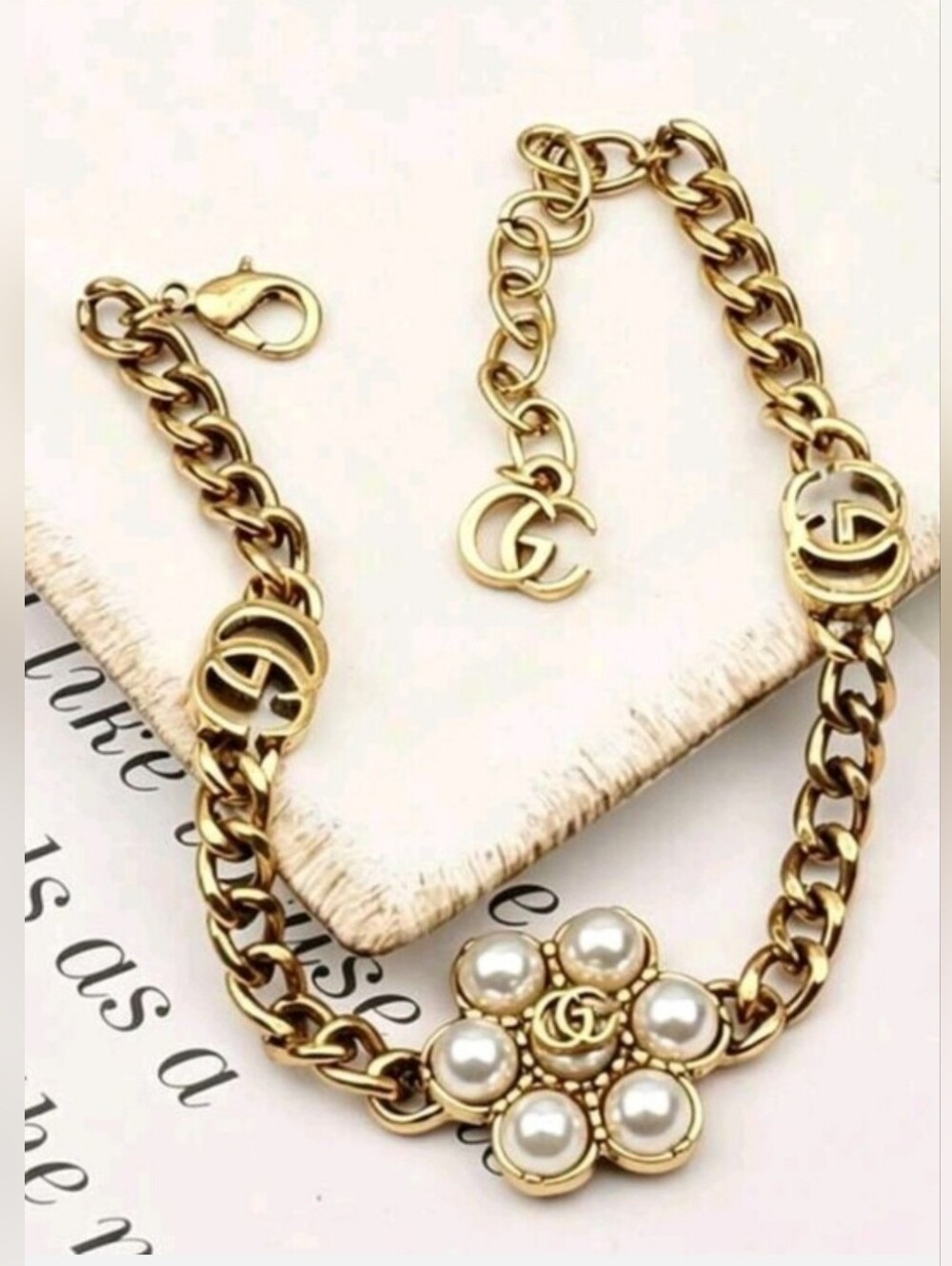 Luxury Style Bracelet - Picture 3 of 7